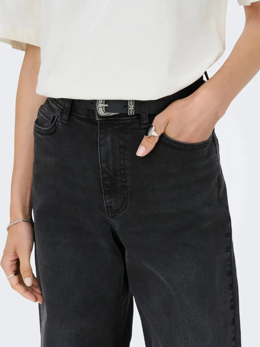 New JDY felina-Fina Wide Blk Jeansdnm 4775461 Black Denim