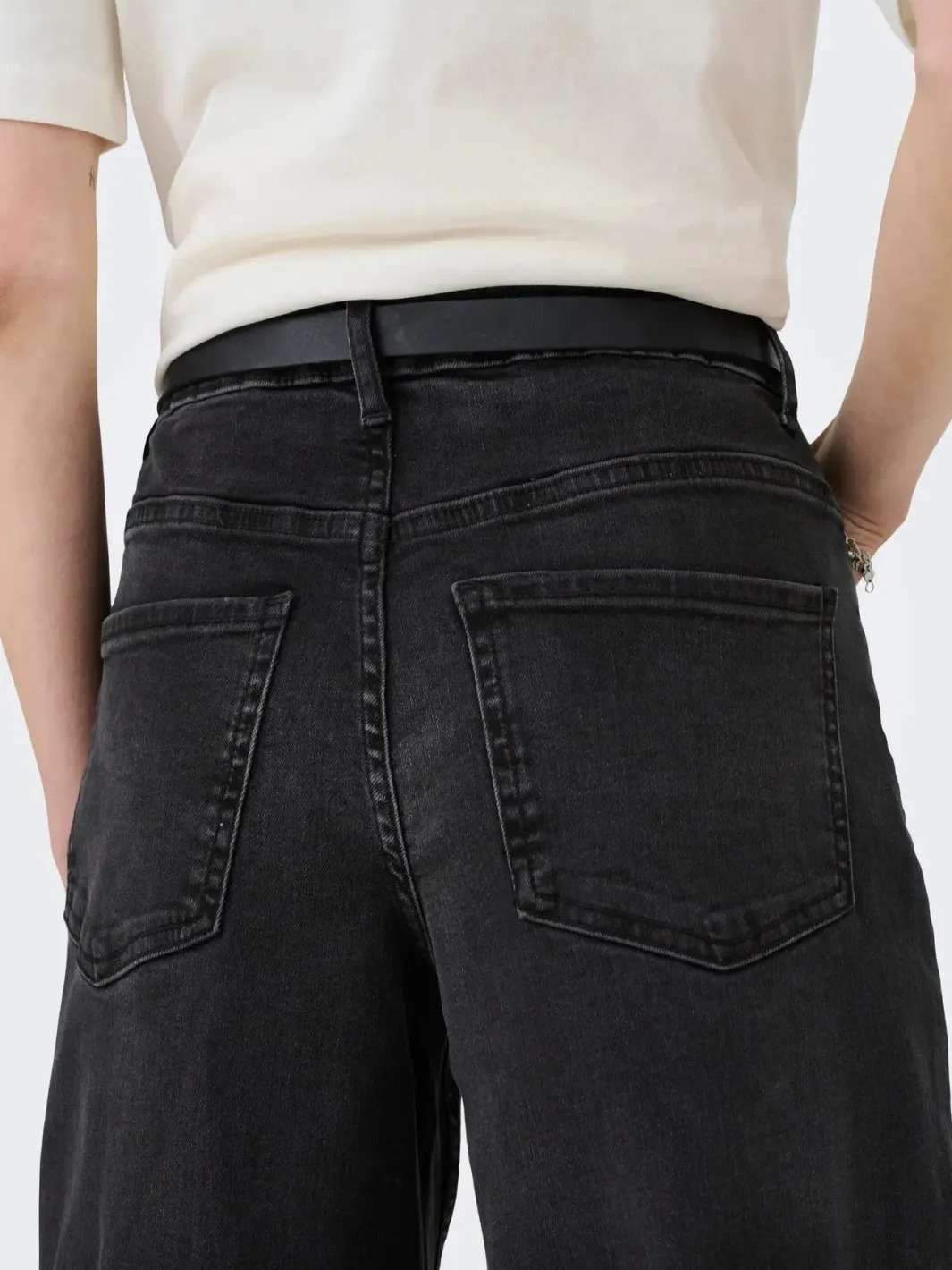 New JDY felina-Fina Wide Blk Jeansdnm 4775461 Black Denim