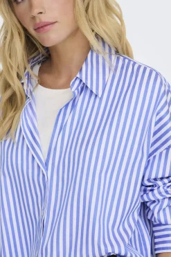 JDY vesper L/S Loose Shirt 4658100 Cloud Dancer Cornflower Blue