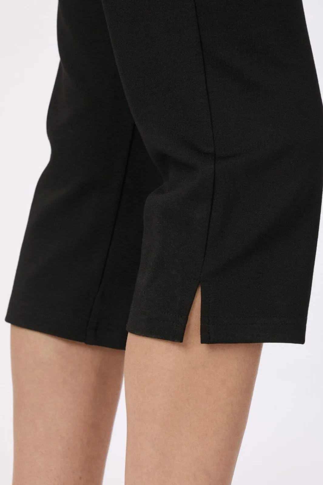 Online Neo Noir Jenings Capri Pants 163983 100