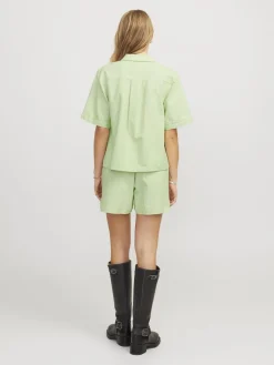 Jjxx Jxsiva Oxford Pocket Shorts Ln 4662423 Parrot Green Blanc De Blanc