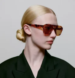 Hot A. Kjærbede Kaya Havana