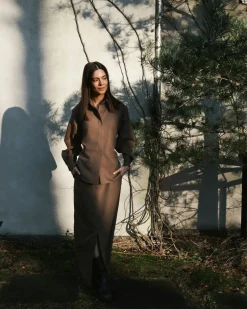 Outlet Neo Noir Leland Solid Skirt 164524 Taupe