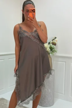 Best A-bee Leni dress Taupe
