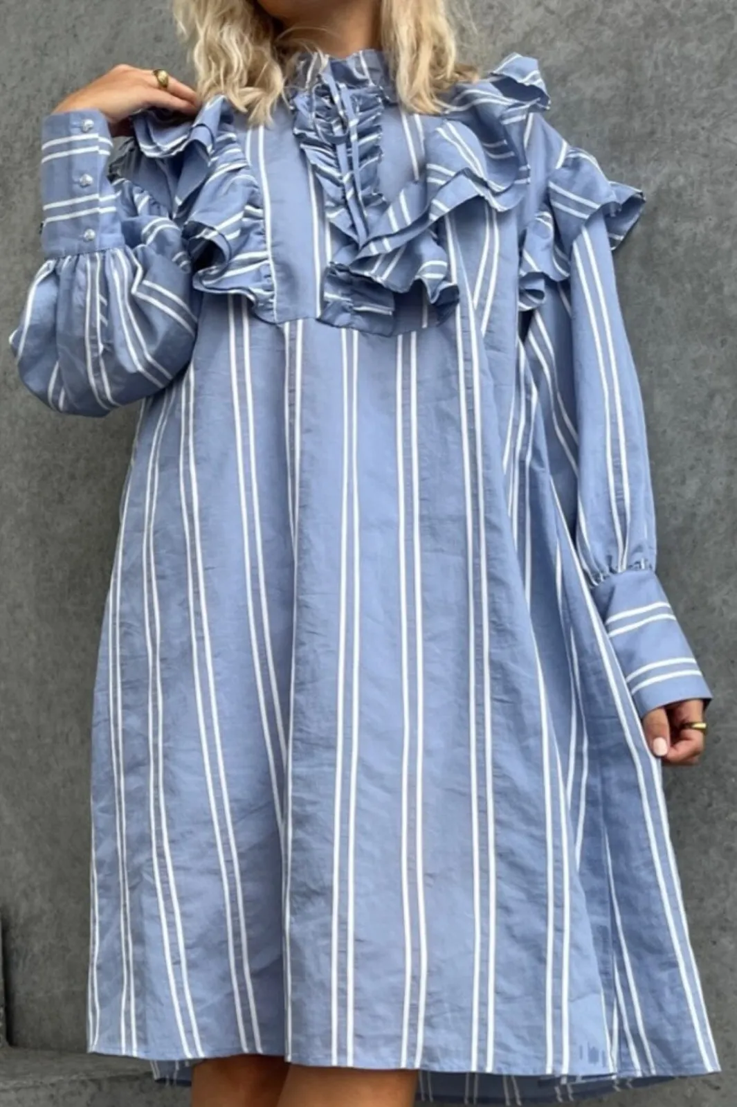Discount Stories From The Atelier By Copenhagen Shoes Like Always Dress 0025 Blue