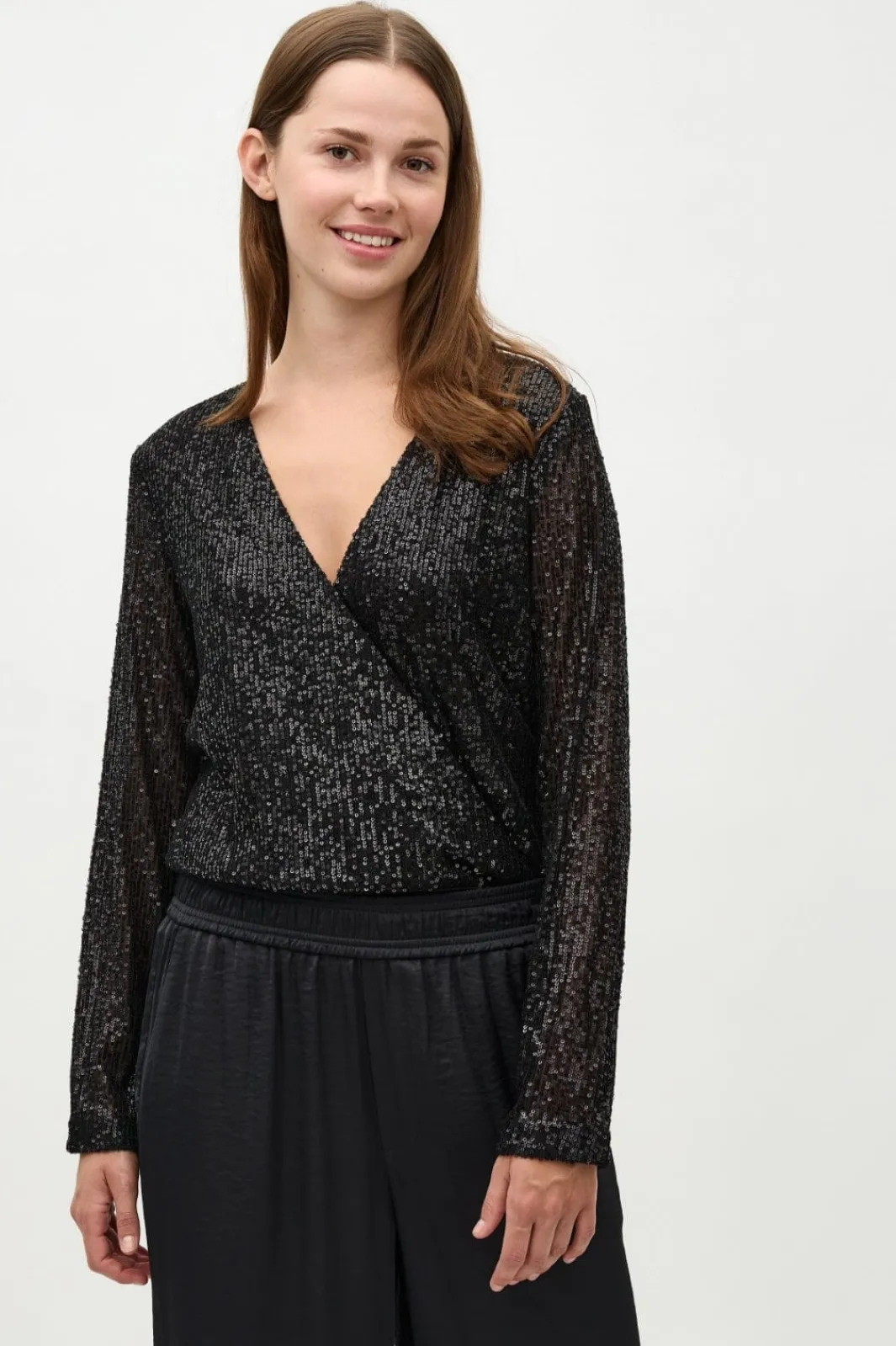 Online MbyM Lilu-M 880 Black