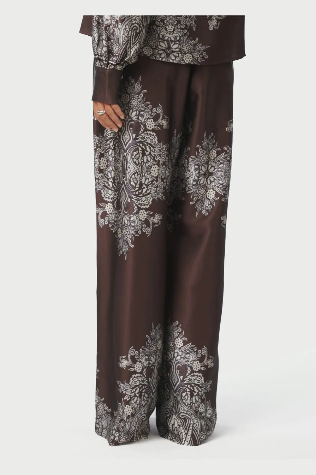 Clearance Neo Noir Lunet Paisley Border Pants 167274 676