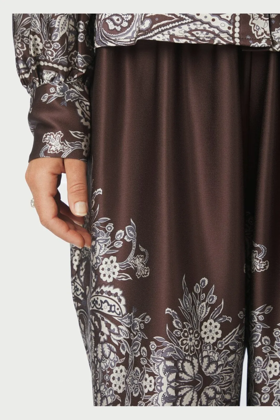 Clearance Neo Noir Lunet Paisley Border Pants 167274 676