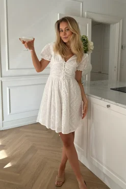 Discount BYIC Marieic Dress we White Embroidery