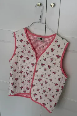 Discount A-bee Marlene Vest White