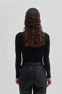 Hot Second Female Matima T-Neck Tee 55201 8001 Black