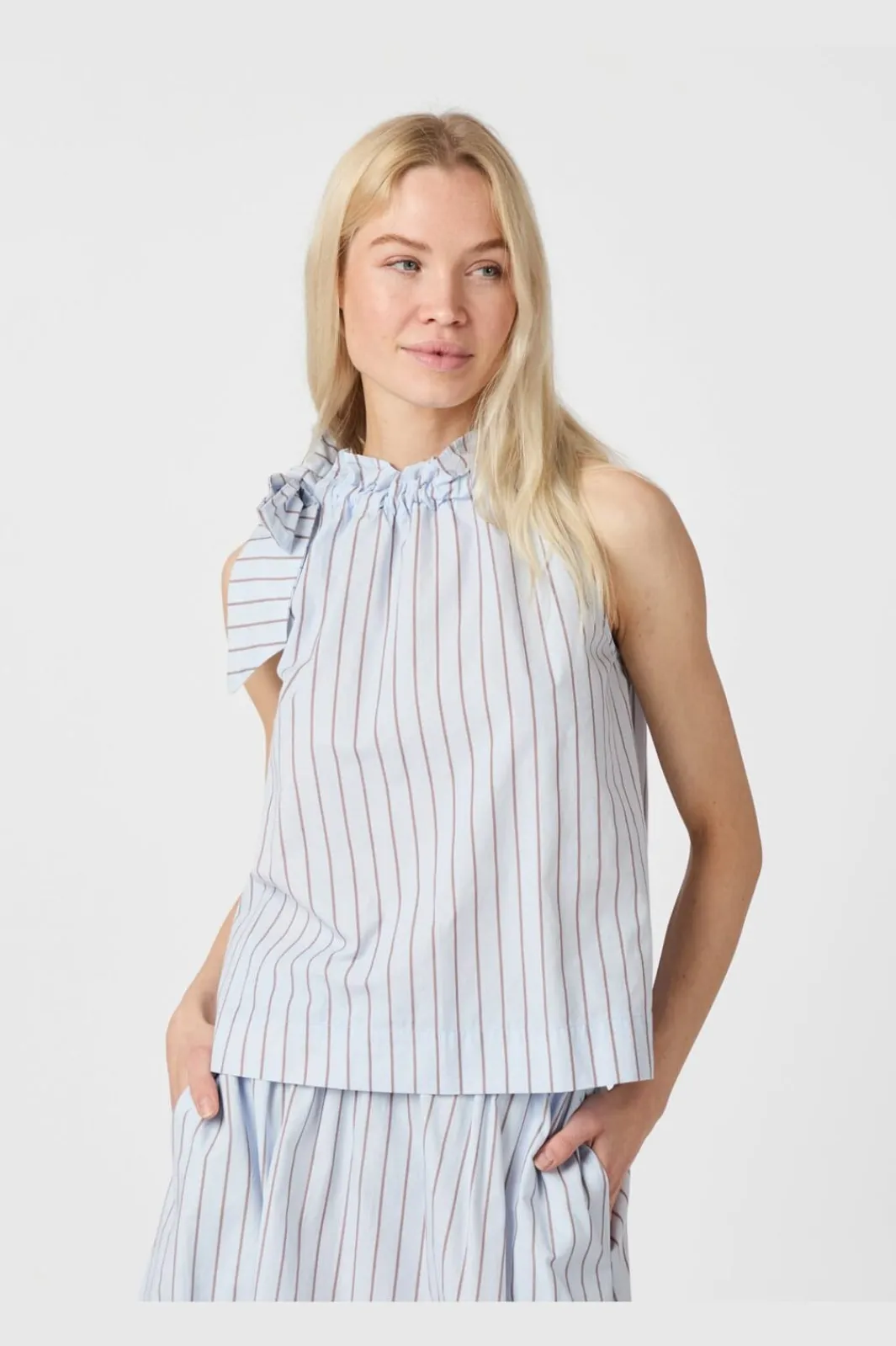 Online Neo Noir Maula Stripe Top 165147 145