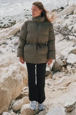 Hot Neo Noir Mayra C Puffer Jacket Dark Taupe