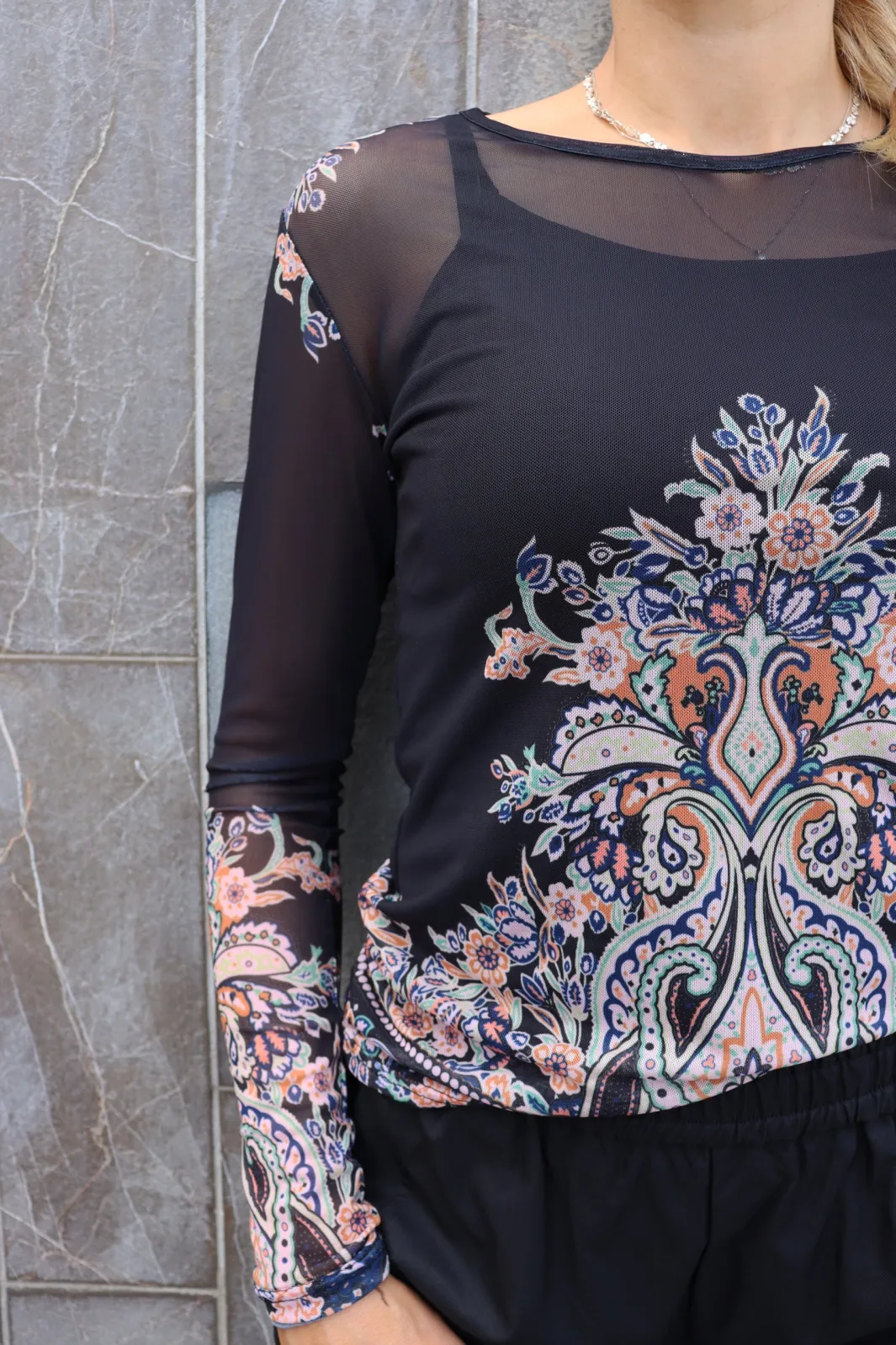 Clearance Liberte Mesh Ls Tshirt 22065 Black Paisley