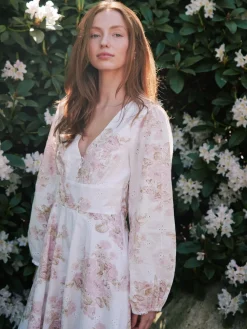 Outlet Neo Noir Milly Emb Rose Dress 165099 630