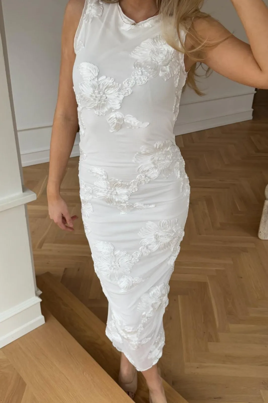 Discount BYIC Miraic Mesh Dress A23766 White Flower