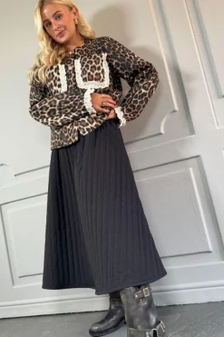 Hot Stories From The Atelier By Copenhagen Shoes Move Me Skirt 0001 Black