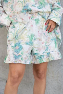 Online Stories From The Atelier By Copenhagen Shoes My Lovers Shorts 388 Multi Flower