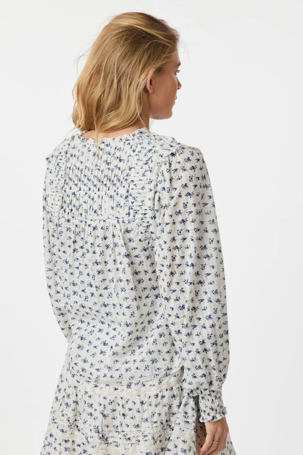 Outlet Neo Noir Nipoa Dot Flower Blouse 165284 140