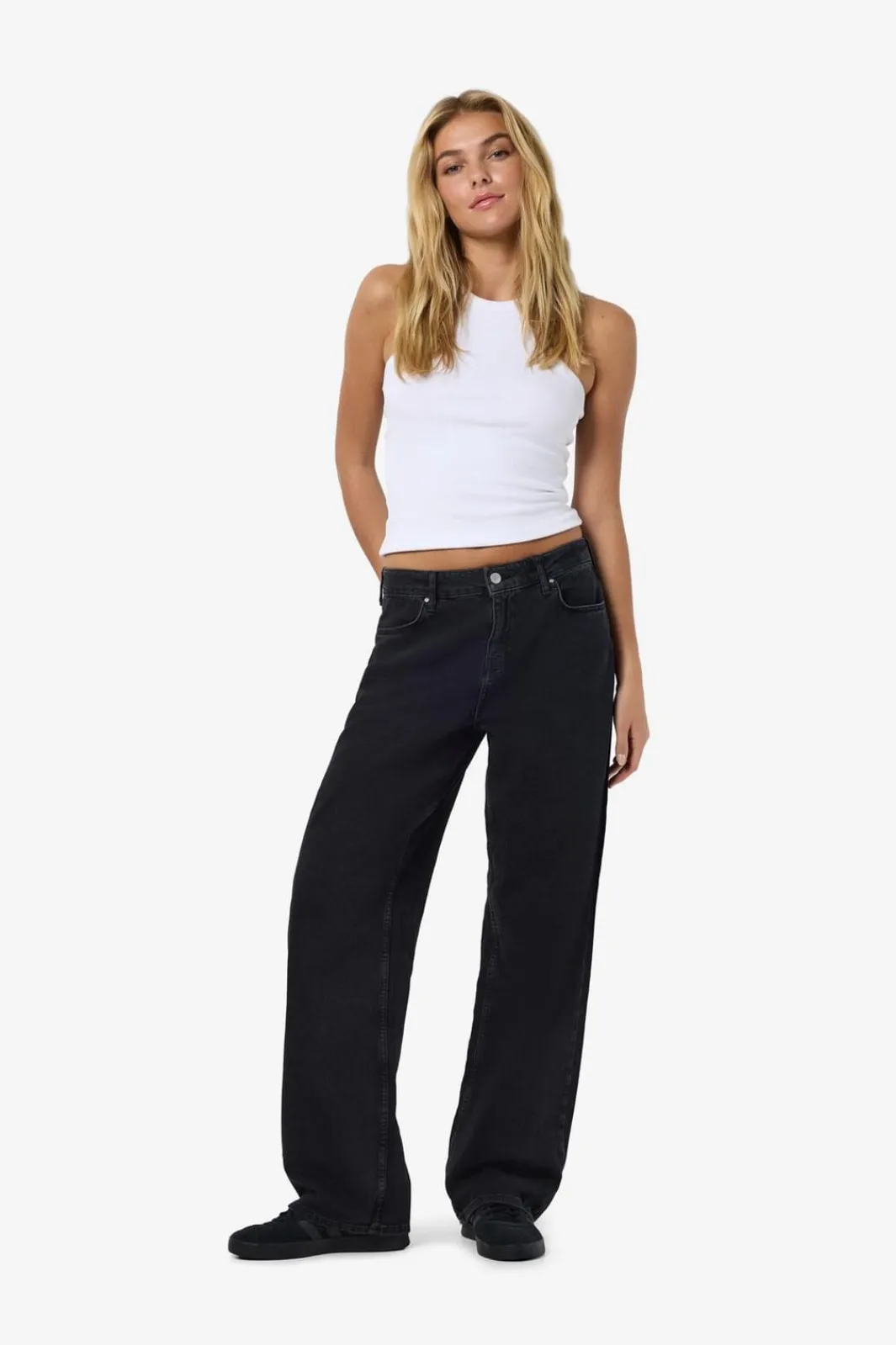 Outlet Noisy May Nmalexa Nw Reg Jeans Ft004Bl 4494815 Black Denim