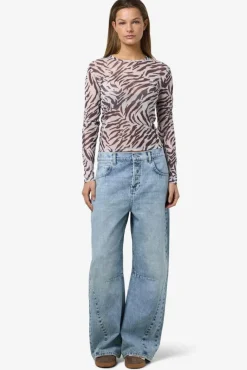 Sale Noisy May Nmjudith L/S Mesh Top Bg Fwd 4608437 Black Zebra