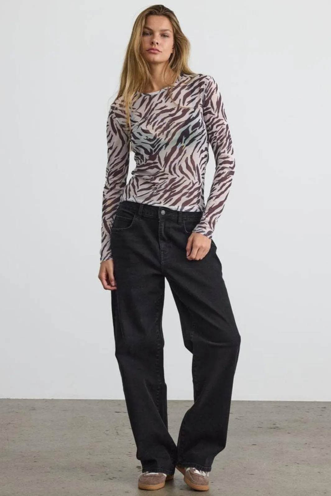 Sale Noisy May Nmjudith L/S Mesh Top Bg Fwd 4608437 Black Zebra