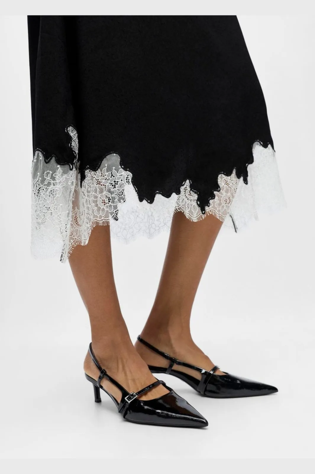 Discount Object Objdalme Long Lace Skirt Aw Fair 25 5065716 Black White Lace