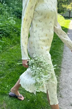 BYIC Odaic Dress cfp Creme Flower Print
