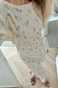 BYIC Odaic Dress cfp Creme Flower Print