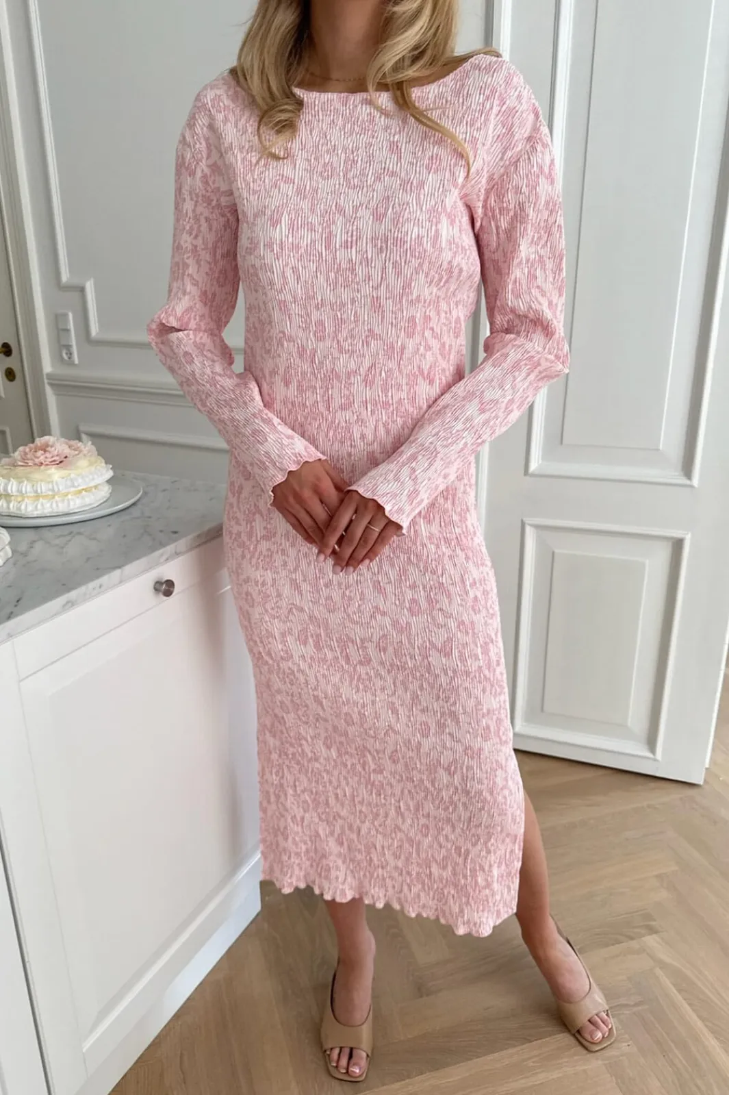 Hot BYIC Odaic Dress A1015 Light Pink Floral
