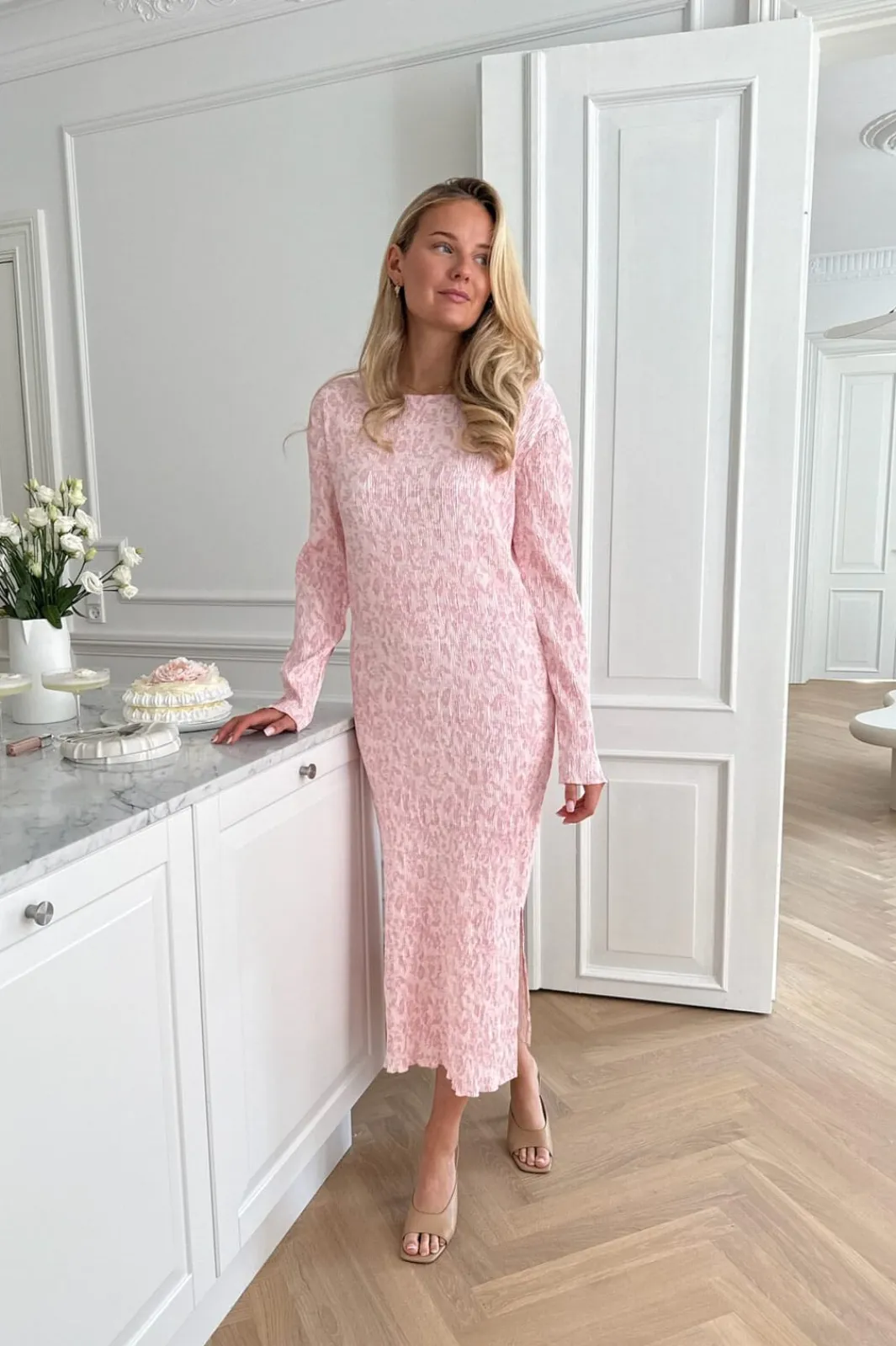 Hot BYIC Odaic Dress A1015 Light Pink Floral
