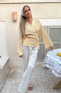 New BYIC Ofeliaic Wrap Shirt A23939 Yellow Flower Print