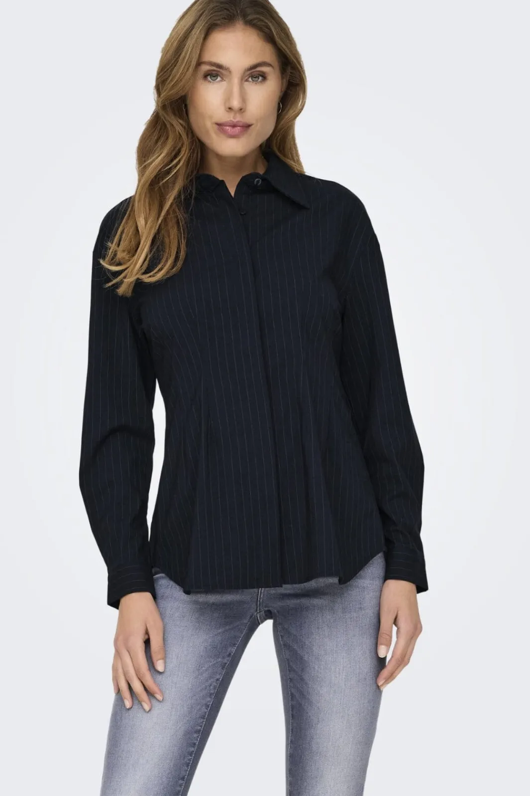 Clearance Only Onleda L/S Fitted Shirt 15344223 4707903