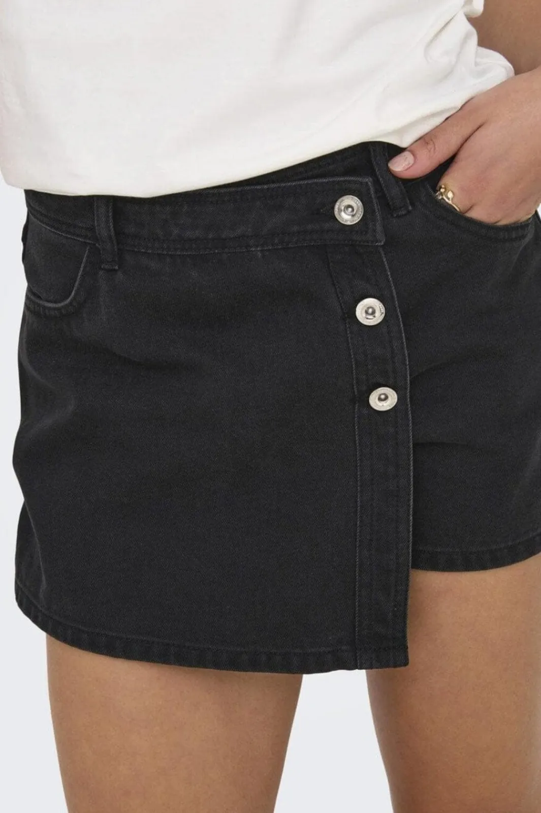Online Only Onllesly Reg Lb Skort 4731030 Washed Black