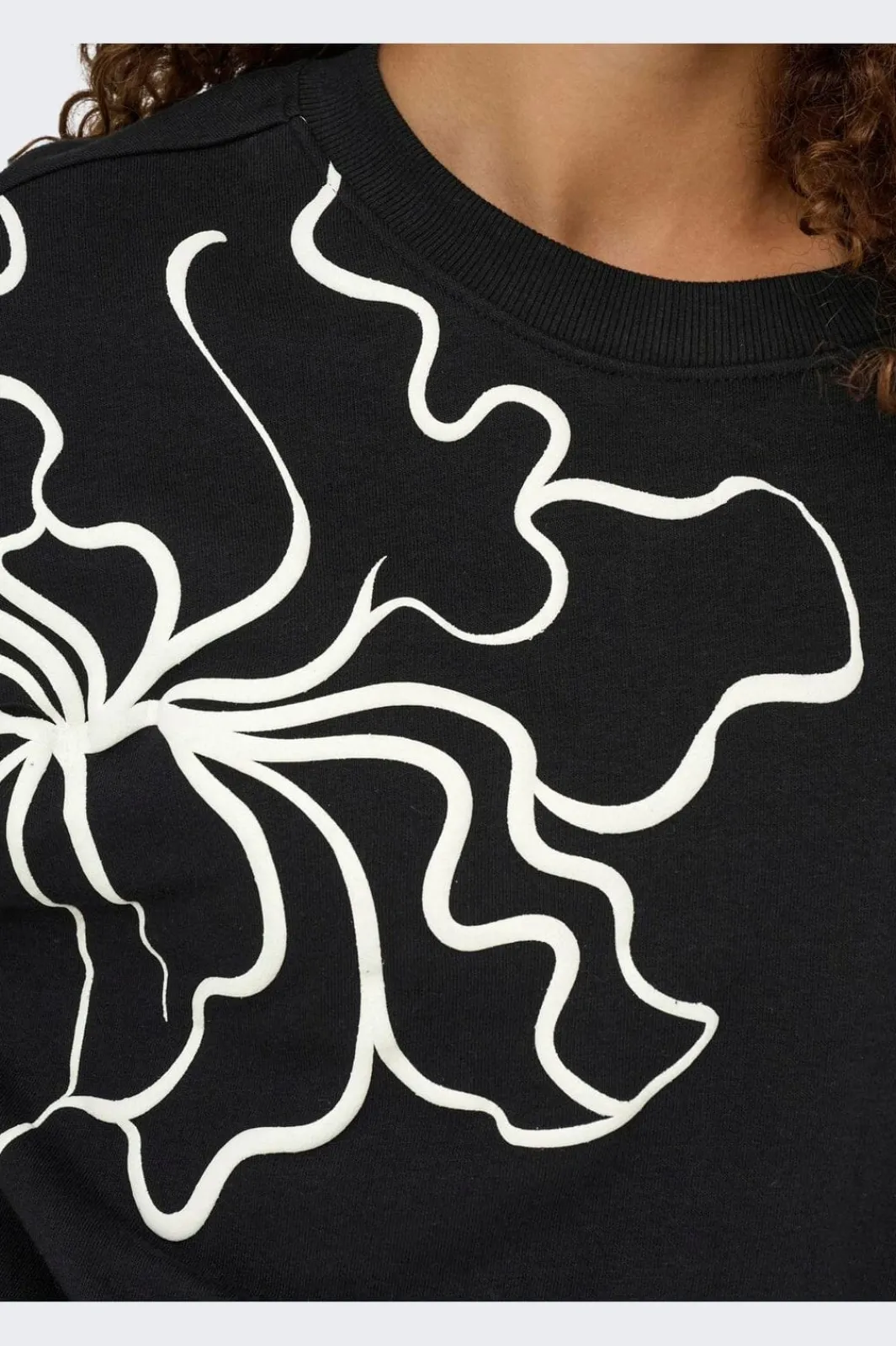 Only Onlodessa L/S O-Neck Box Ub Swt 4806648 Black W. Blury Flower