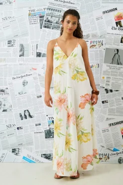 Sale Only Onlofelia Maxi Strap Dress Ox 4974716 Cloud Dancer Summer Floral