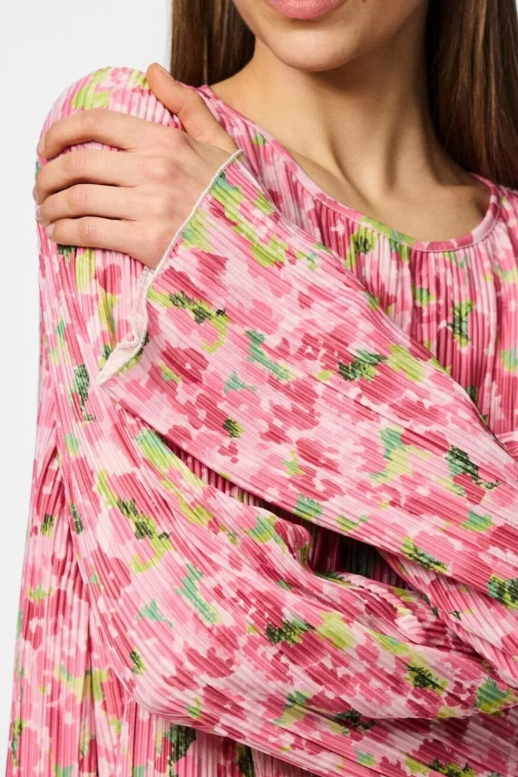 Outlet Pieces Pcamber Ls Short Dress Kca 4797862 Pink Cosmos Blurry Flowers