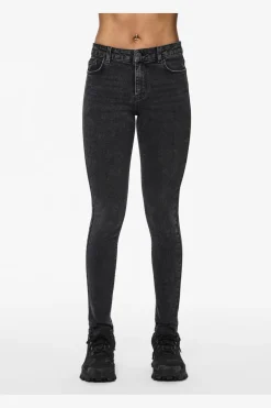 New Pieces Pcdana Skinny Jeans Dg202 4591480 Dark Grey Denim