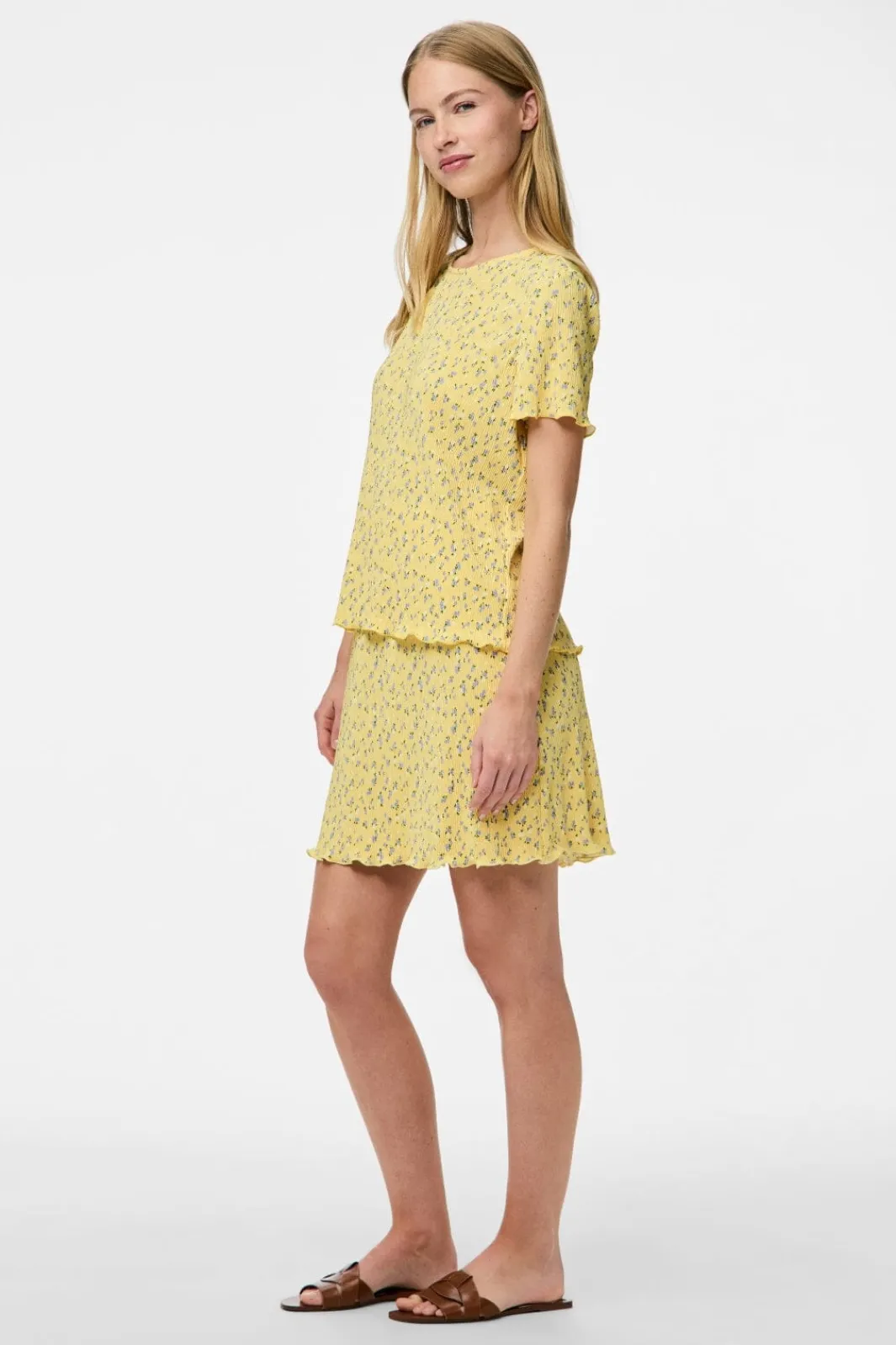 Best Pieces Pcflora Short Skirt 4699153 Pale Banana Small Flower