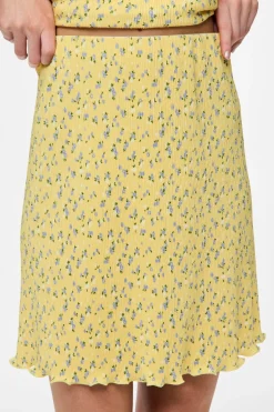 Best Pieces Pcflora Short Skirt 4699153 Pale Banana Small Flower