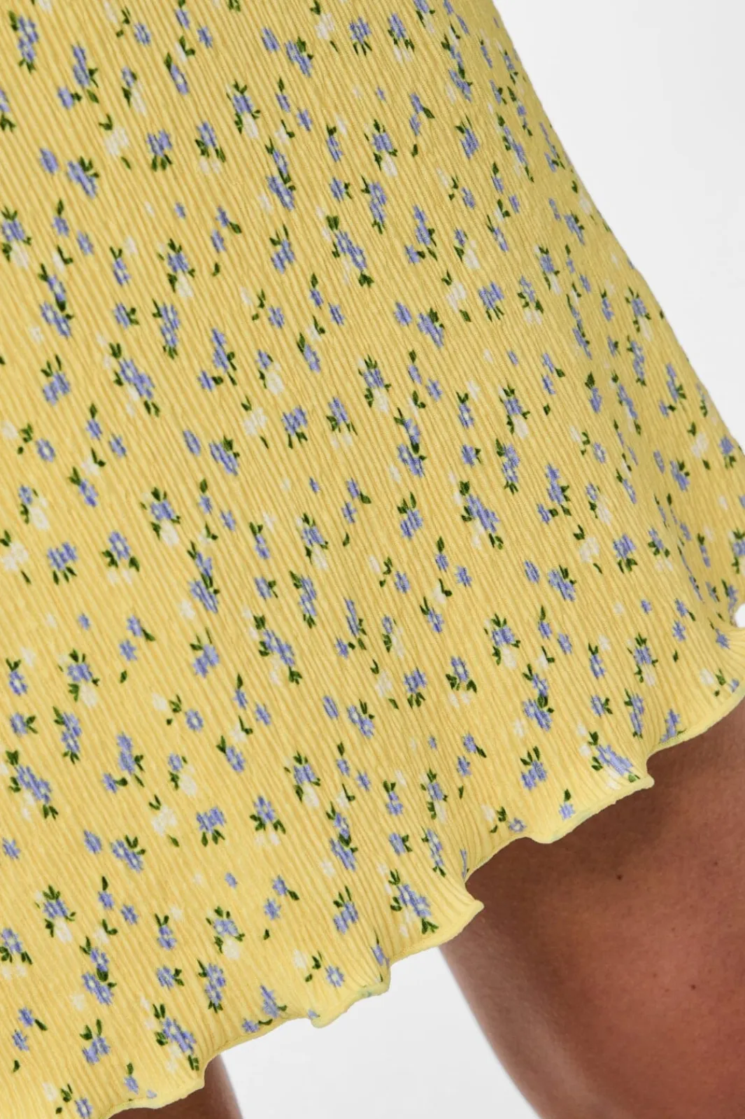 Best Pieces Pcflora Short Skirt 4699153 Pale Banana Small Flower