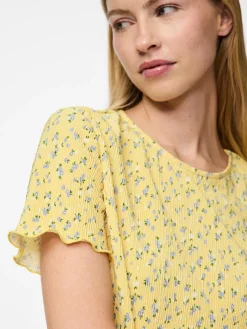 Pieces Pcflora Ss O-Neck Top 4699173 Pale Banana Small Flower