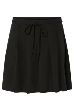 Sale Pieces Pcfrida Short Pleated Skirt Fsy 4860900 Black
