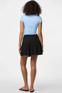 Sale Pieces Pcfrida Short Pleated Skirt Fsy 4860900 Black