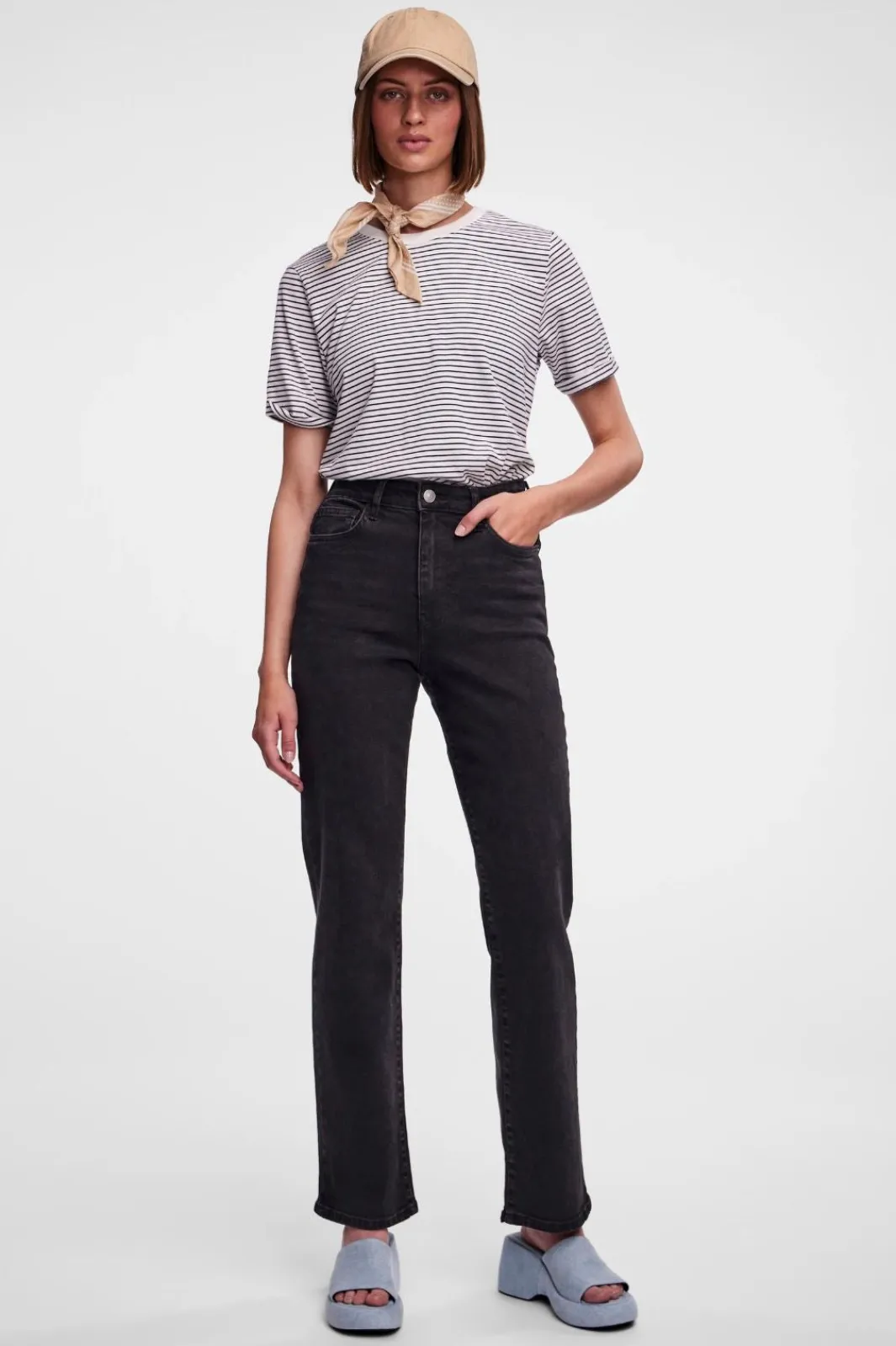 New Pieces Pckelly Straight Jeans Bl102 4421715 Black