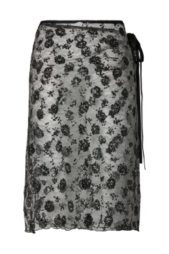 Clearance Pieces Pcnatasja Lace Sarong 4997996 Black