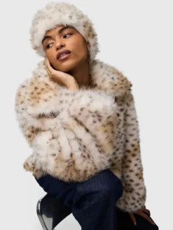 Outlet Pieces Pcplush Short Fluffy Jacket 5023207 Cloud Dancer Leopard