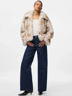 Outlet Pieces Pcplush Short Fluffy Jacket 5023207 Cloud Dancer Leopard