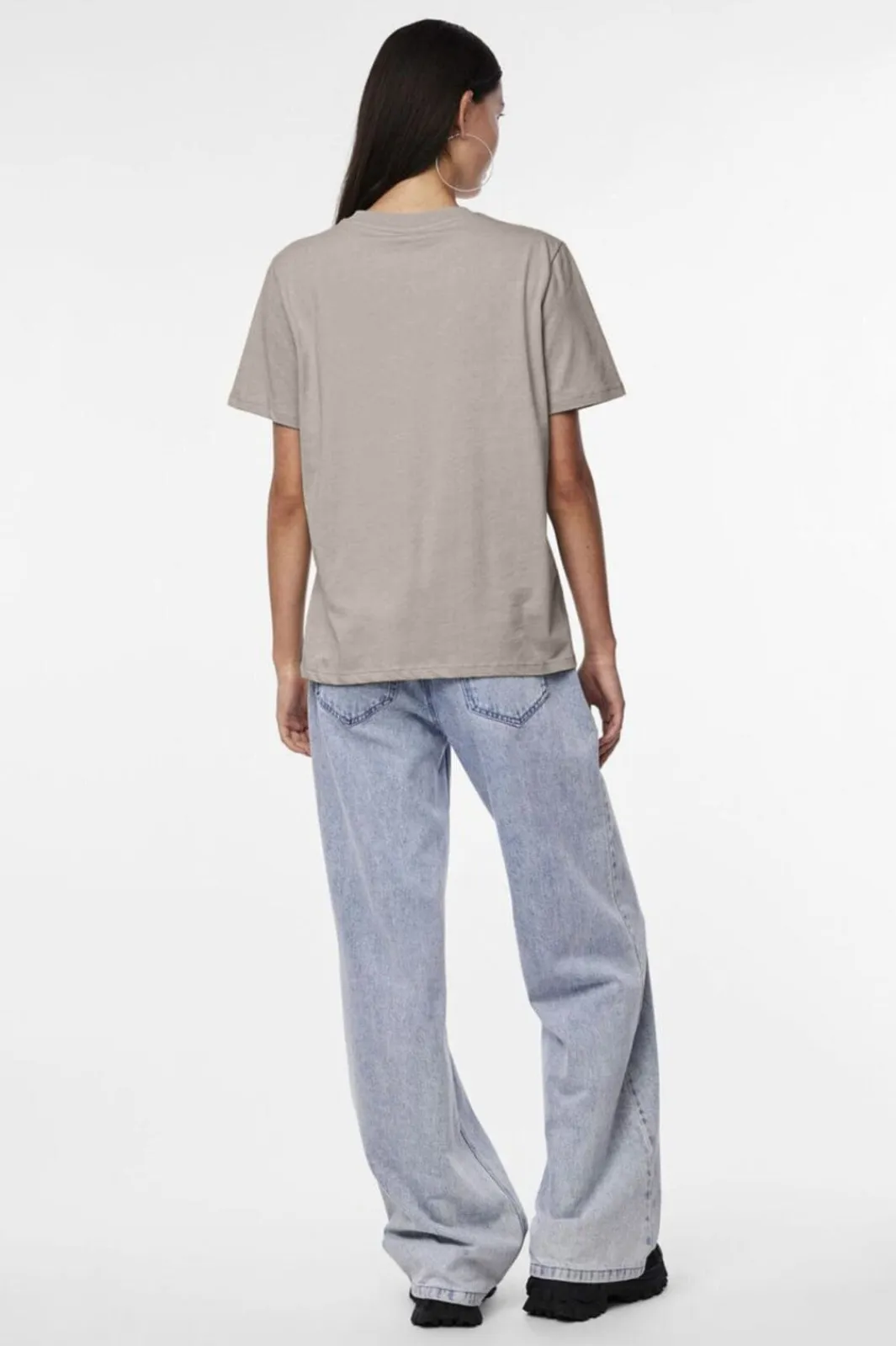 Discount Pieces Pcria Ss Solid Tee 4557772 Silver Gray