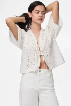 Clearance Pieces Pctyla 2/4 V-Neck Tie Top Pp 4935352 Cloud Cream